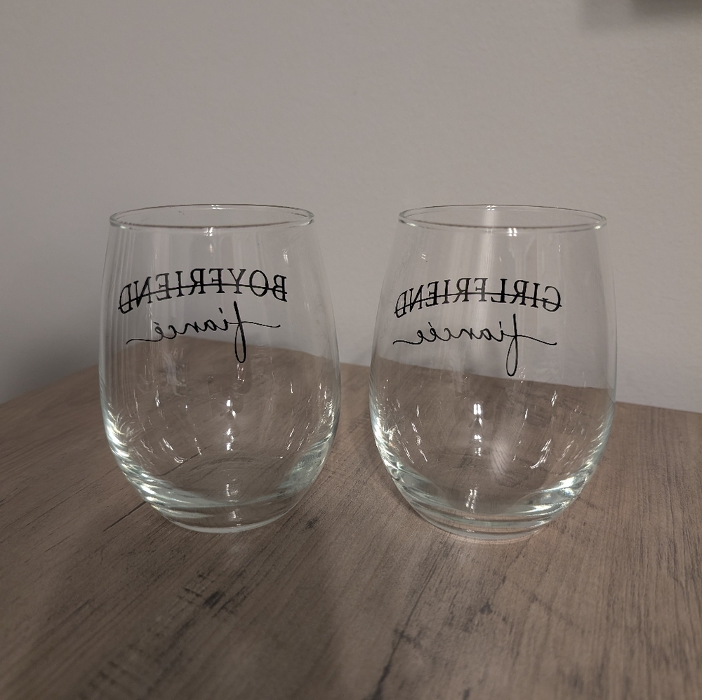 Fiancé & Fiancée Stemless Wine Glasses - Picture 2 of 2